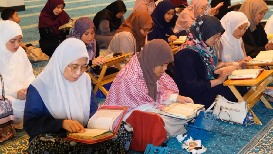 Women gathered in a mosque for a Wanita Itu reflection session in Klang Valley