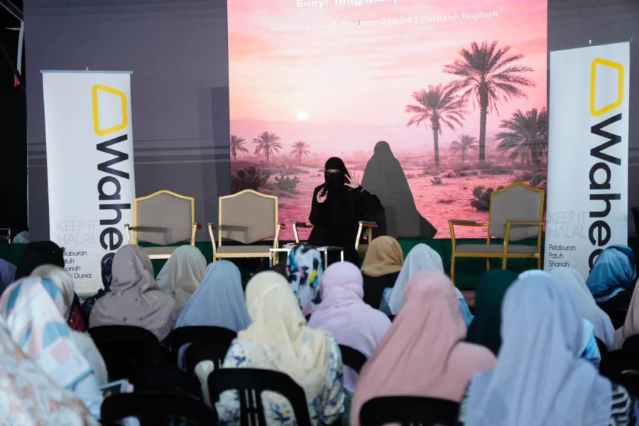 Women gathered in a mosque for a Wanita Itu reflection session in Klang Valley